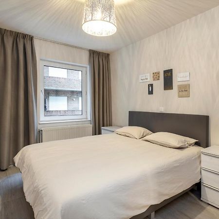 Ruim Appartement Aan De Jachthaven Blankenberge Exterior photo