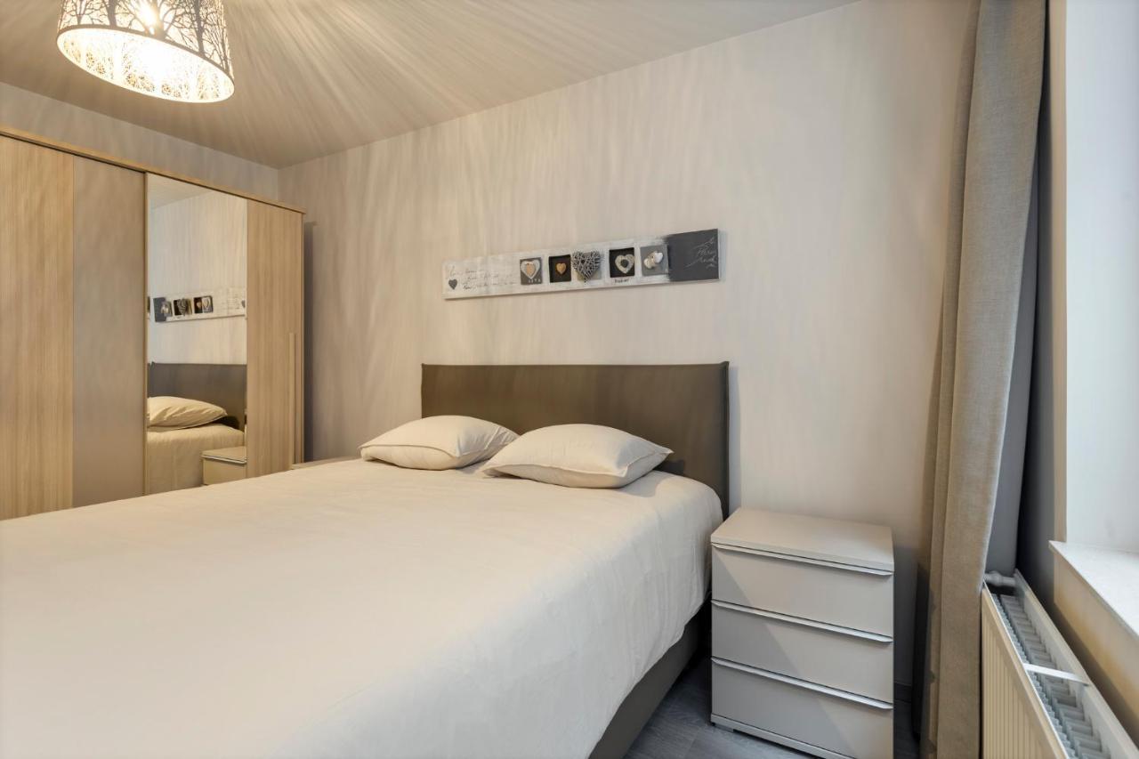 Ruim Appartement Aan De Jachthaven Blankenberge Exterior photo